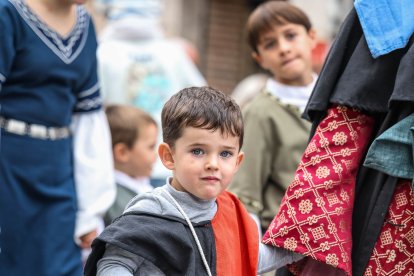 Instante del desfile y del pregón de la Semana Cidiana 2026.
