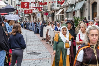 Instante del desfile y del pregón de la Semana Cidiana 2026.