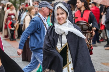 Instante del desfile y del pregón de la Semana Cidiana 2026.
