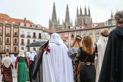 Instante del desfile y del pregón de la Semana Cidiana 2026.