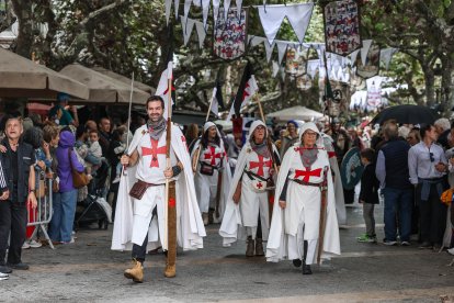 Instante del desfile y del pregón de la Semana Cidiana 2026.