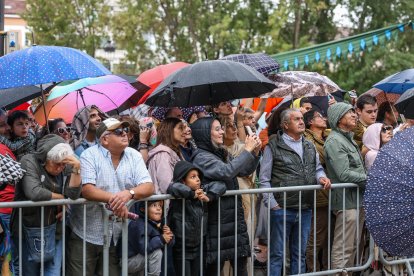 Instante del desfile y del pregón de la Semana Cidiana 2026.