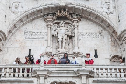 Instante del desfile y del pregón de la Semana Cidiana 2026.