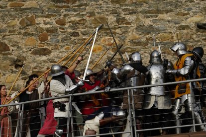 Recreación de la batalla de los Irmandiños en el Castillo de Ponferrada