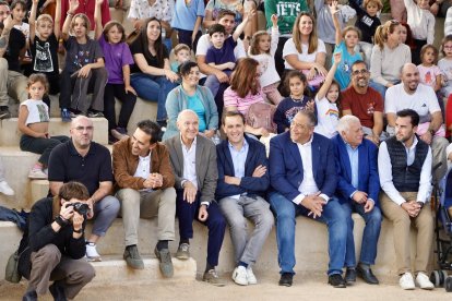El presidente de la Diputación de Valladolid, Conrado Íscar, participa en la celebración del XX Aniversario del Parque de Aventuras el Valle de Los Seis Sentidos.