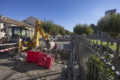 Así arrancaron este jueves, 15 de octubre, las obras en la calle Alfonso VIII.
