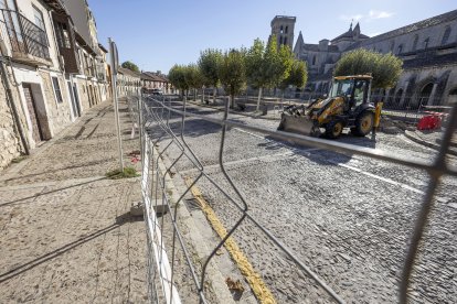 Así arrancaron este jueves, 15 de octubre, las obras en la calle Alfonso VIII.