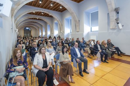 La sociedad burgalesa al completo acompañó a Proyecto Hombre en su fiesta de 35 aniversario.