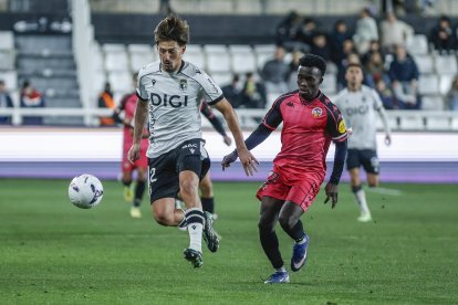 Imagen del partido entre el Burgos CF y el Sabadell.