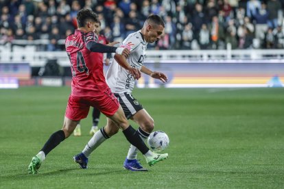 Imagen del partido entre el Burgos CF y el Sabadell.