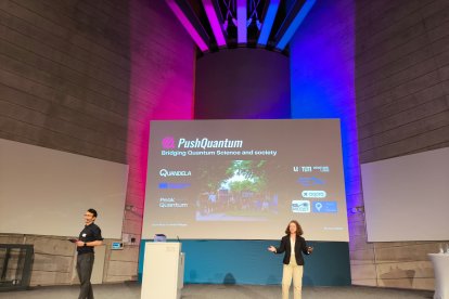 Intervención de la física burgalesa en un acto de la Asociación Push Quantum de la que es vicepresidenta.