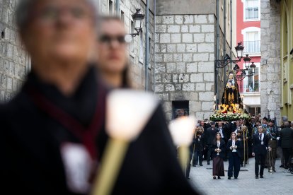 Procesión extraordinaria de la Virgen de la Soledad por su 125 aniversario.