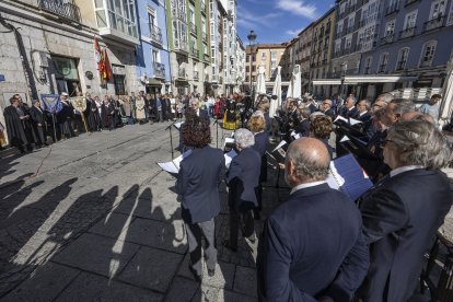 Jornada festiva donde la Sociedad Gastronómica Cucos estrenó su Himno oficial 39 años después de su creación.