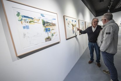 Imágenes de la exposición Miradas do Camiño que en 2027 recorrerá las cuatro provincias de Galicia.