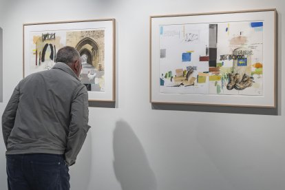 Imágenes de la exposición Miradas do Camiño que en 2027 recorrerá las cuatro provincias de Galicia.