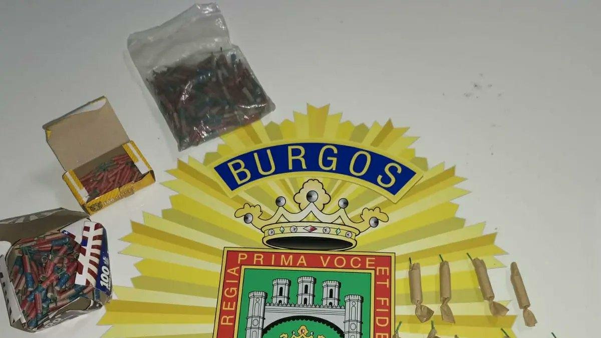 Material pirotécnico decomisado por la Policía Local en Burgos.