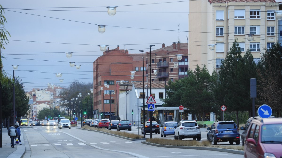 Vista parcial del bulevar en su cruce con la calle Madrid. ECB