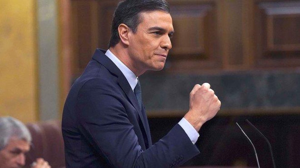 Pedro Sánchez, durante el debate de investidura.-DAVID CASTRO