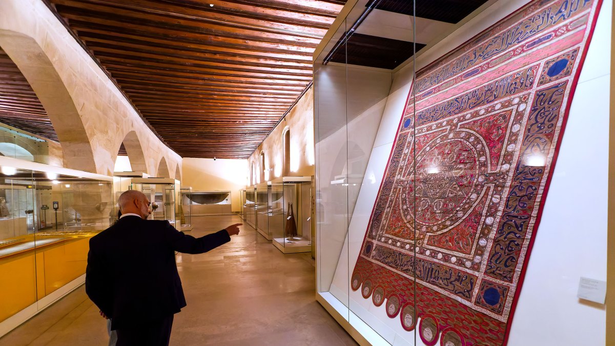 El Pendón de las Navas de Tolosa se expone en el Museo de Telas Medievales del Monasterio de las Huelgas. TOMÁS ALONSO