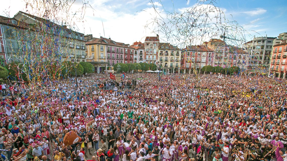 Imagen del inicio de las fiestas de San Pedro y San Pablo. TOMÁS ALONSO