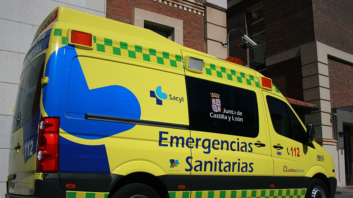 Dos heridos en el vuelco de un vehículo en Villalmanzo. ECB