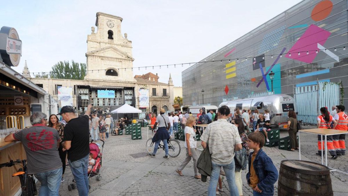 Otros eventos y conciertos ya han tenido lugar en la plaza San Juan, como el Festival Tribu. ECB