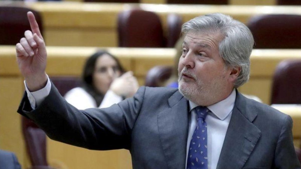 Iñigo Méndez de Vigo, este martes en el Congreso de los Diputados.-EFE / KIKO HUESCA