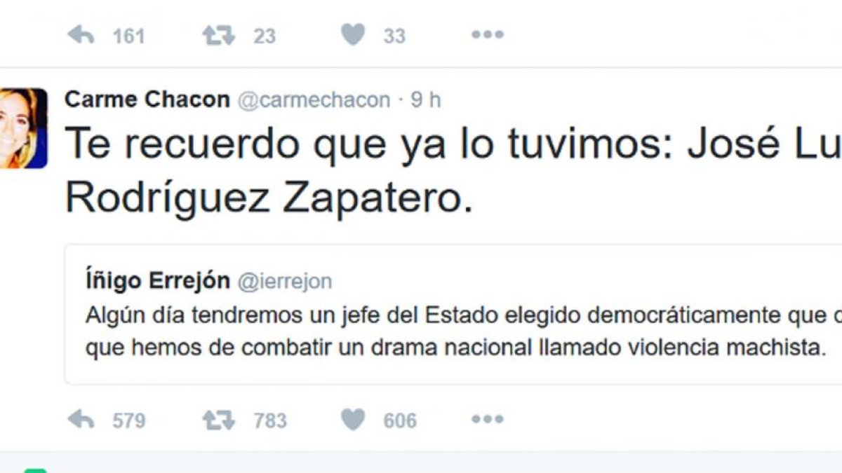 El tuit de Chacón en respuesta a Errejón.-TWITTER / @carmechacon