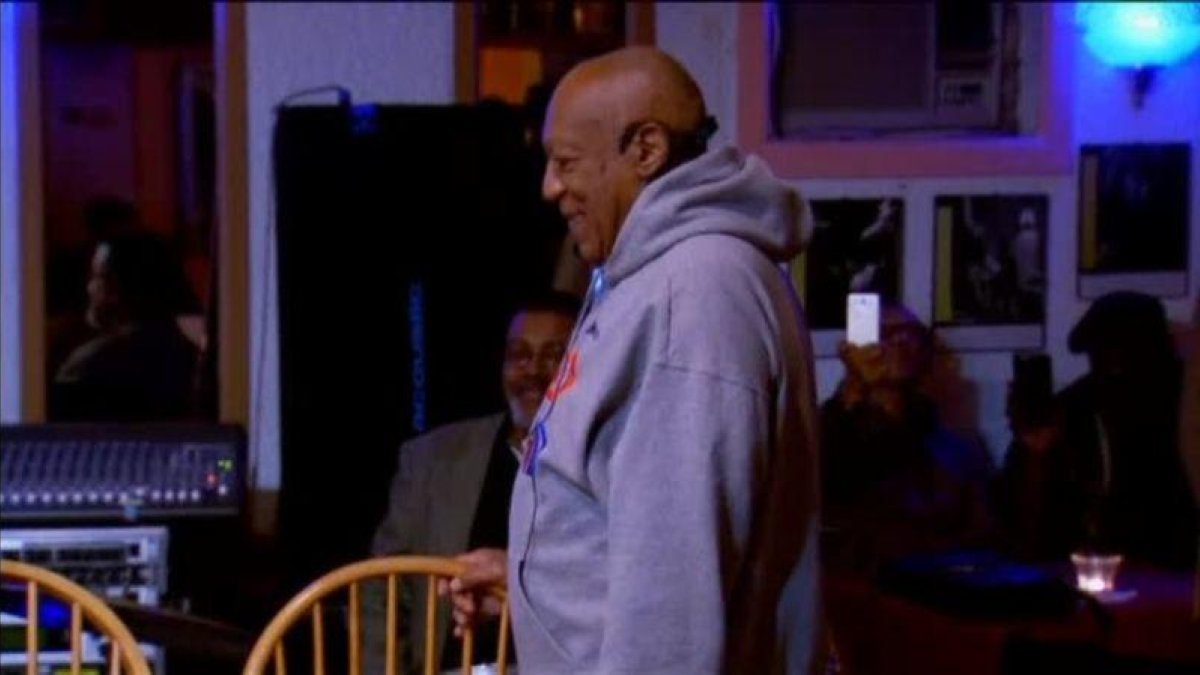 Primera actuación de Cosby en un club de jazz de Filadelfia tras salir indemne en los juicios por abusos sexuales.-ATLAS