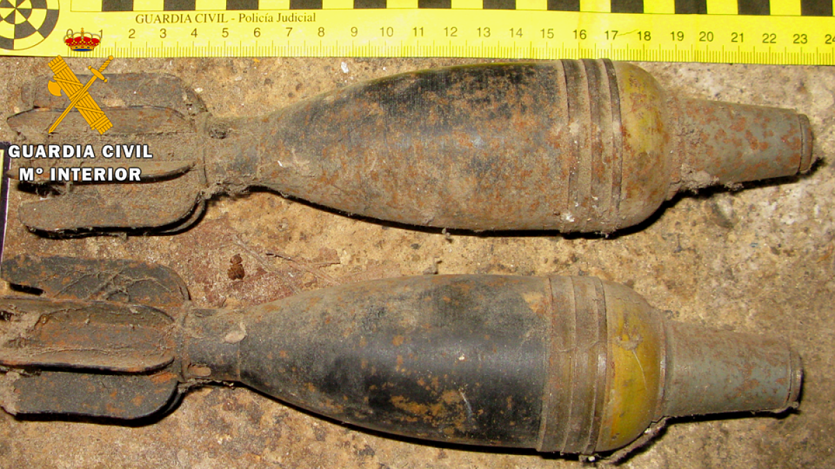La Guardia Civil retira 2 granadas de mortero localizadas en una vivienda de La Bureba. ECB