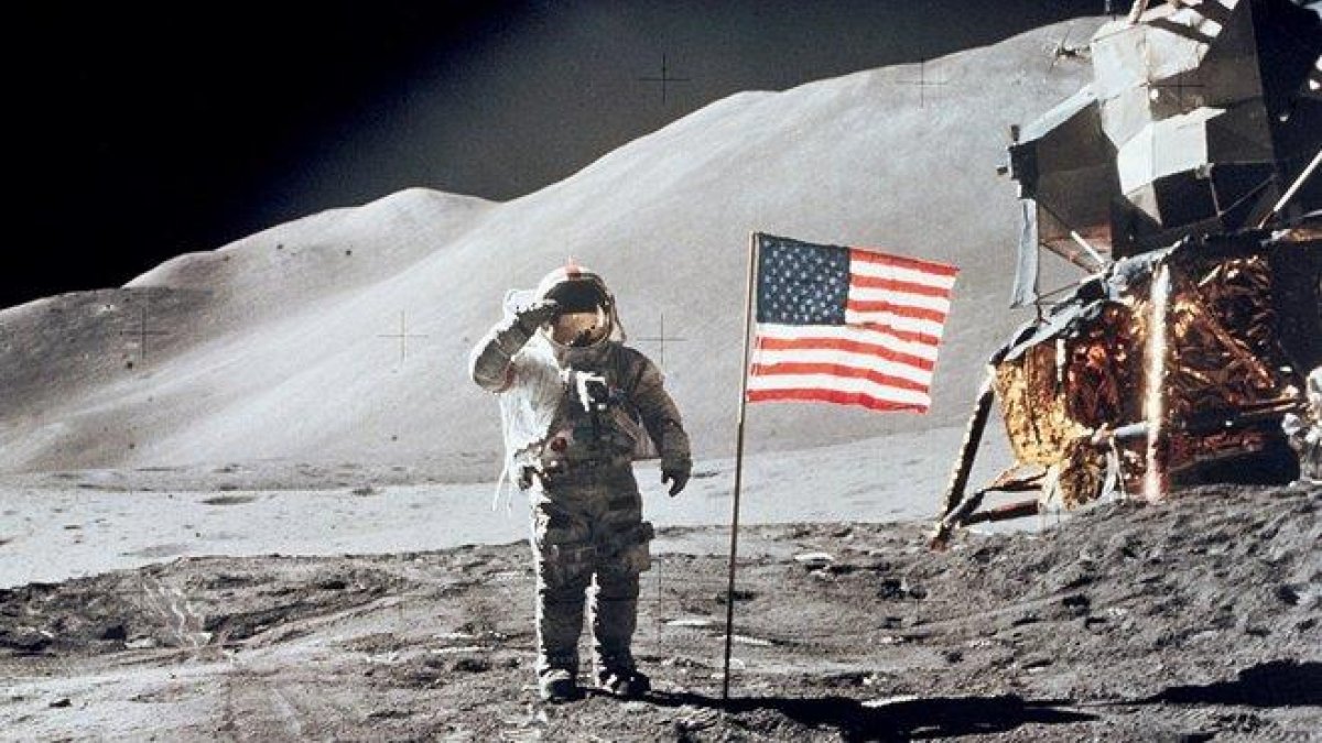 Imagen del un paseo lunar de la misión Apolo 11, en 1969.-ARCHIVO