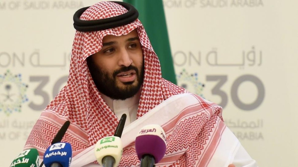 El principe heredero de Arabia Saudí, Mohamed bin Salmán, durante la presentación del programa de reformas económicas.-AFP / FAYEZ NURELDINE