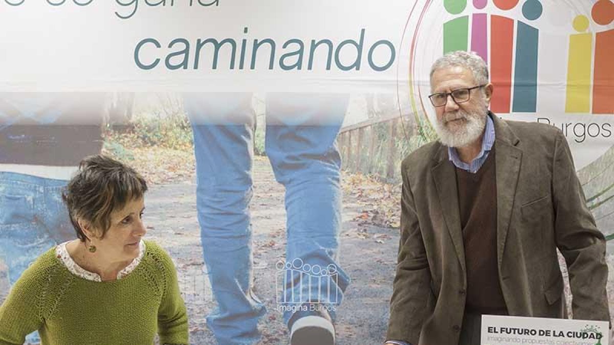 María José Tajadura y Manuel Ortega, ayer, en la rueda de prensa.-SANTI OTERO