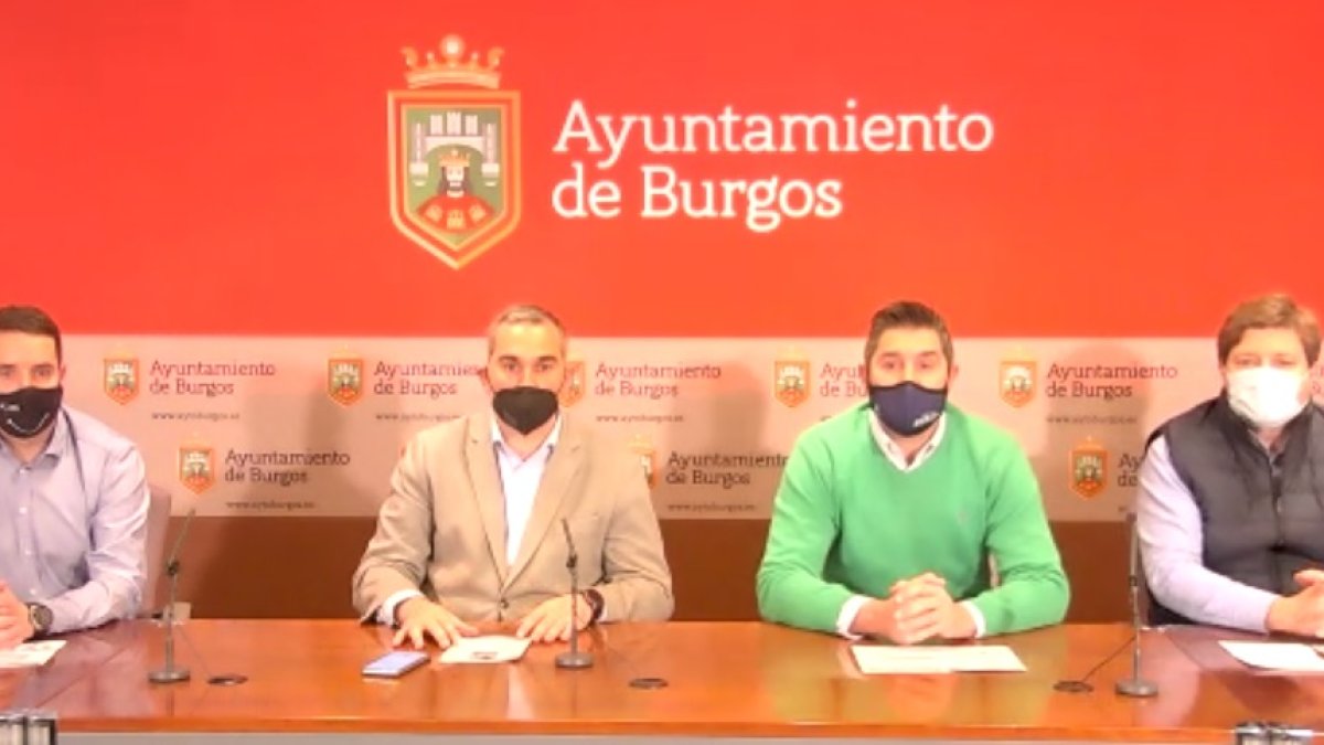 Jesús Segura, Leví Moreno, Albano Martínez y Nacho Martínez durante la presentación del Torneo de Reyes 'Ciudad de Burgos'. ECB