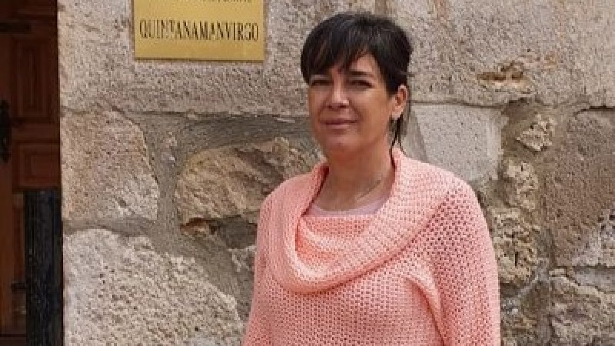 La alcaldesa de Quintanamanvirgo, Lara Blaya. L. V.