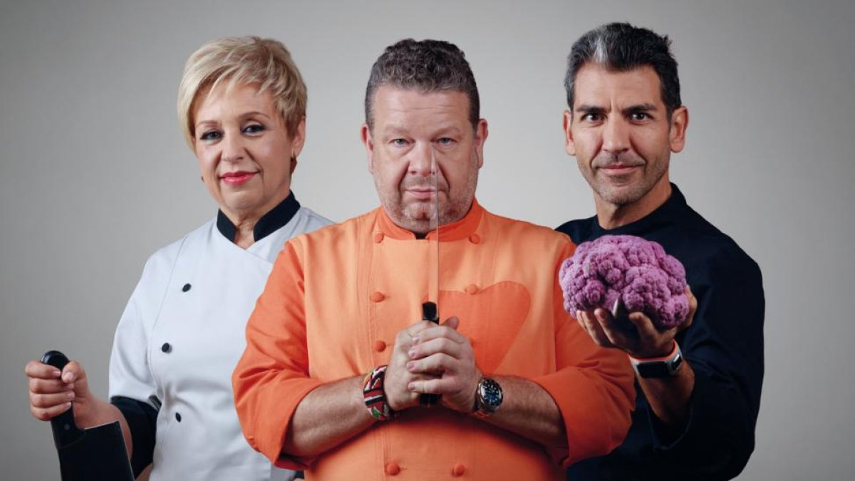Susi Díaz, Alberto Chicote y Paco Roncero, jurado del concurso gastronómico de Antena 3 'Top chef'.-