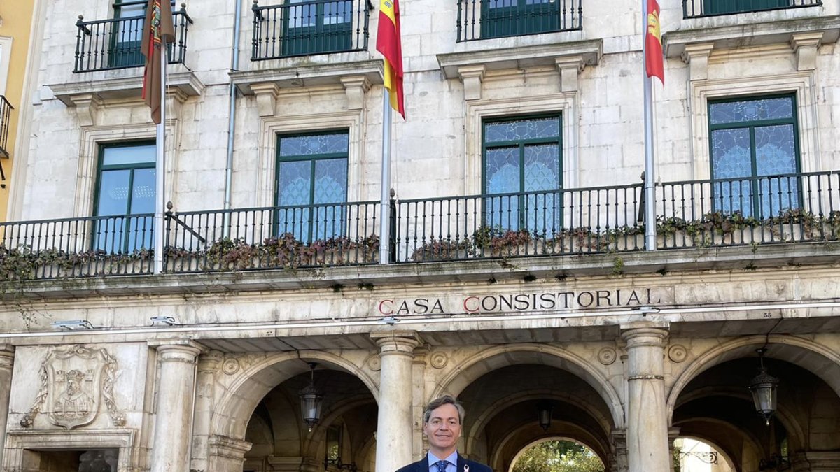 César Barriada, concejal del PP en el Ayuntamiento de Burgos.