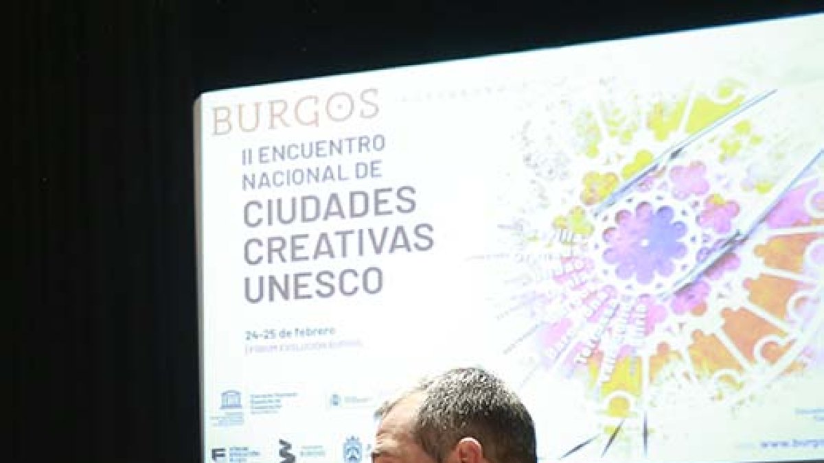 Leví Moreno y Estrella Torrecilla en el II Encuentro Nacional de Ciudades Creativas. / RAÚL G. OCHOA