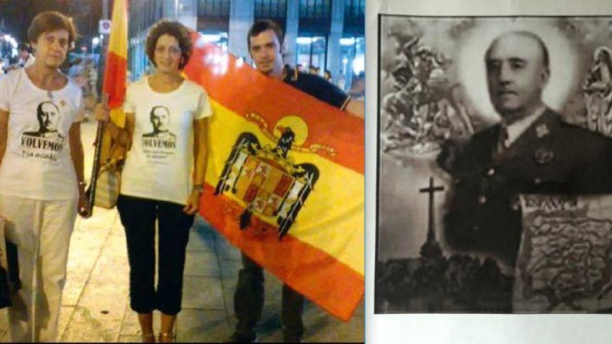 Pilar Gutiérrez, primera por la izquierda, en una manifestación franquista en Madrid en 2015. A la derecha, la estampita o logotipo con que ilustran los testimonios que recoge la postulación en favor de la canonización de Franco.-EL PERIÓDICO