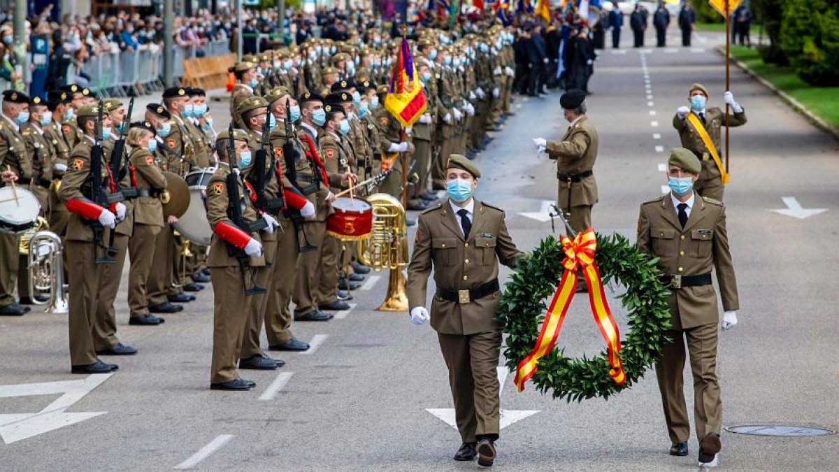 Homenaje a los caídos en el Día Nacional del Veterano de las Fuerzas Armadas y la Guardia Civil. SANTI OTERO