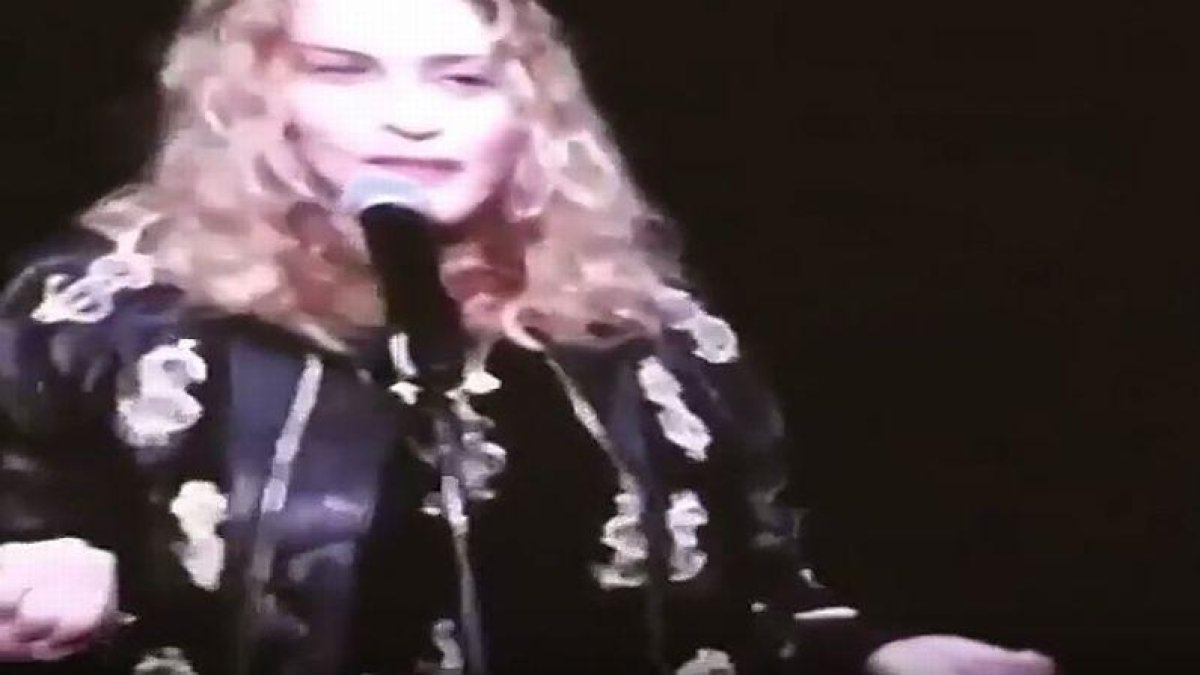 Los asistentes al concierto de Madonna en el Madison Square Garden rieron a carcajadas la propuesta electoral de la reina del pop.-YOUTUBE / MANIGOLD