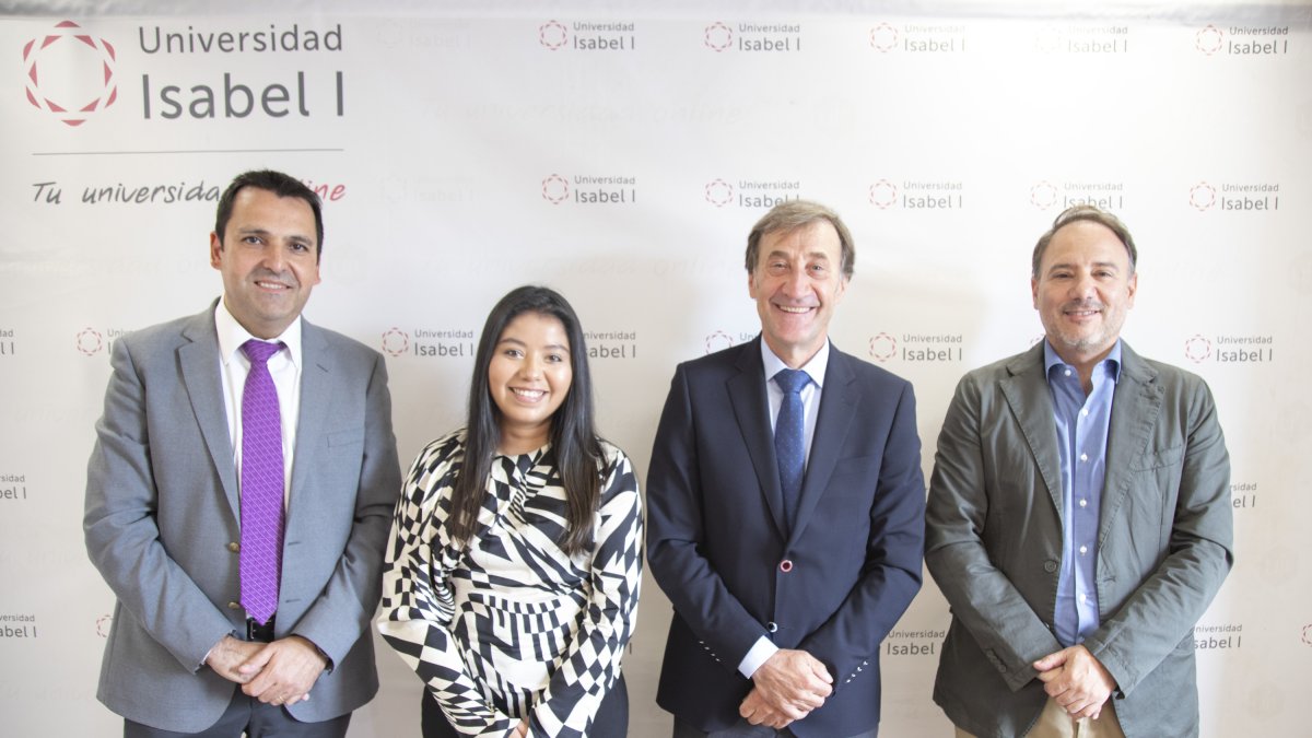 Universidad Isabel I firma un convenio con el Grupo Educativo Lottus de México que potenciar la internacionalización de la comunidad educativa. ECB