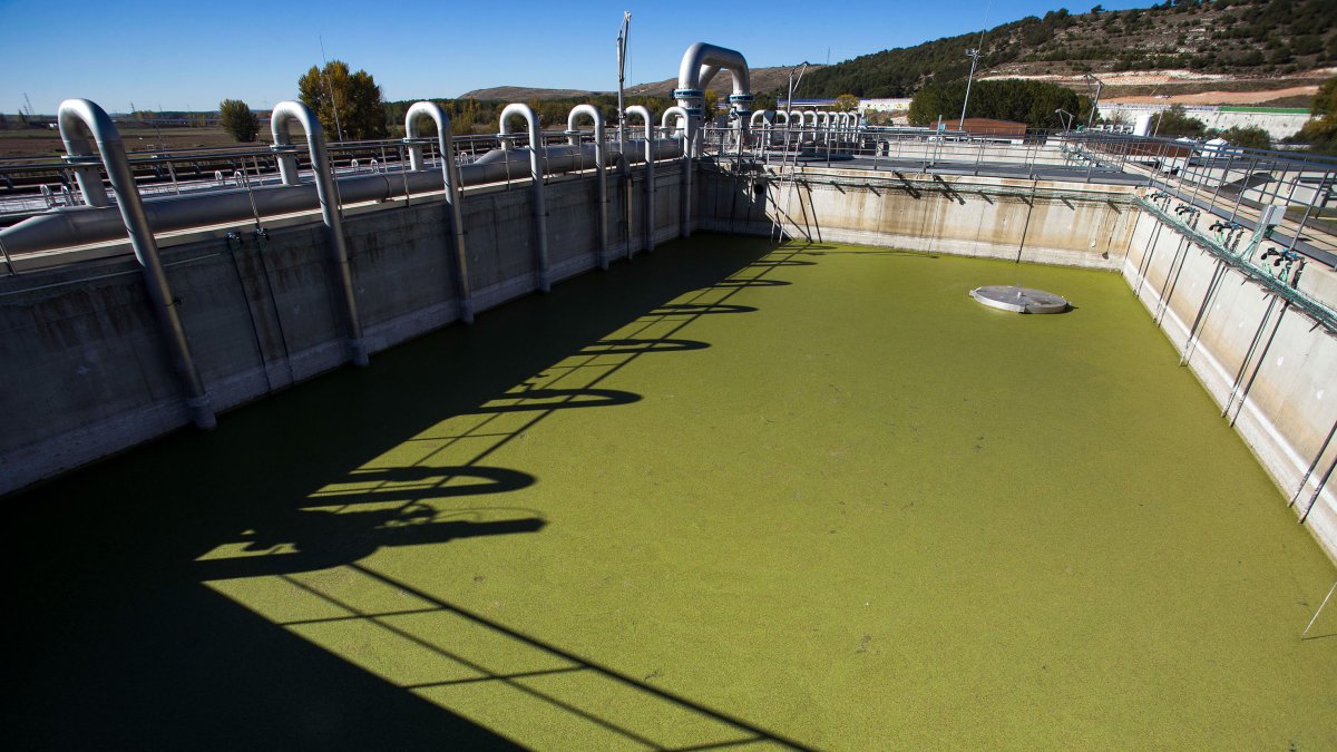 La Estación Depuradora de Aguas Residuales de Burgos está ubicada en Villalonquéjar. TOMÁS ALONSO