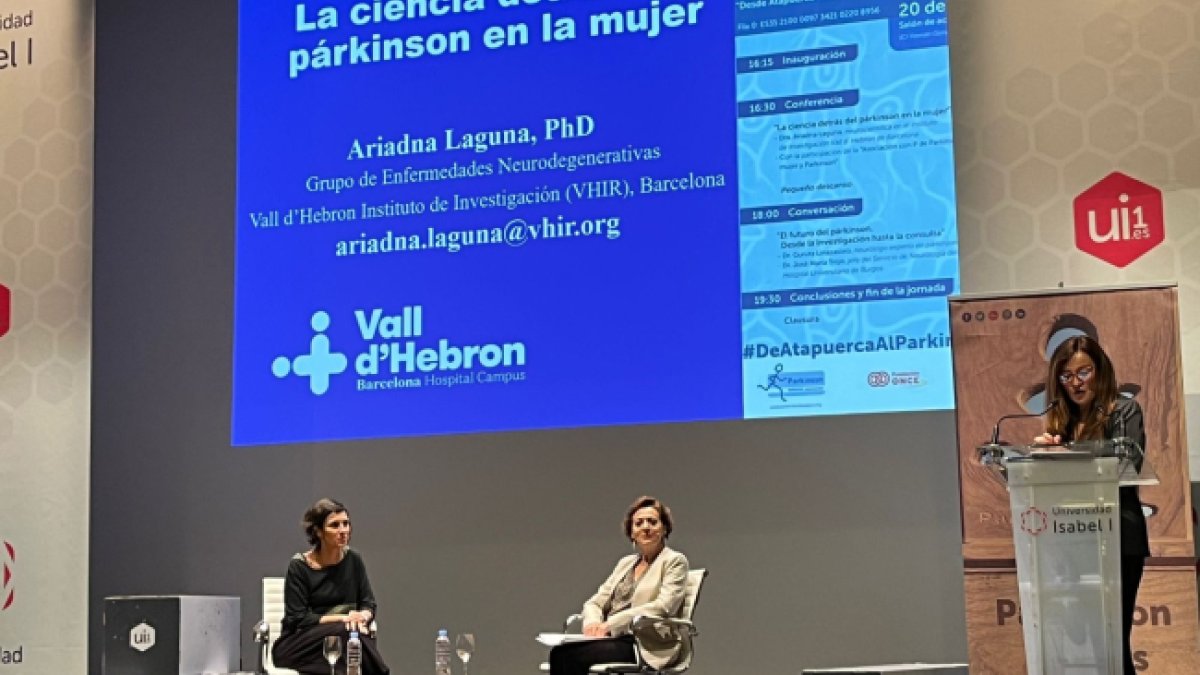Conferencia inaugural de una jornada sobre Parkinson en la Universidad Isabel I.