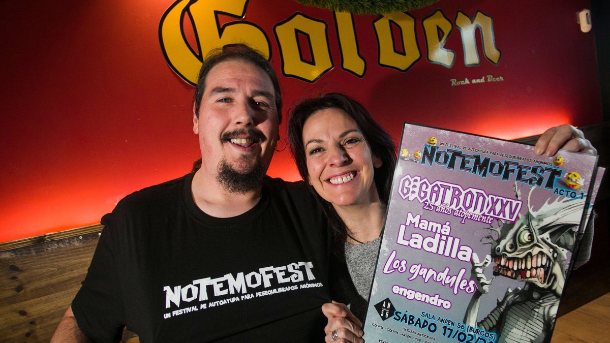 Gonzalo Navazo y Rosa Contreras, promotores del Notemofest, en el Golden Rock & Beer.