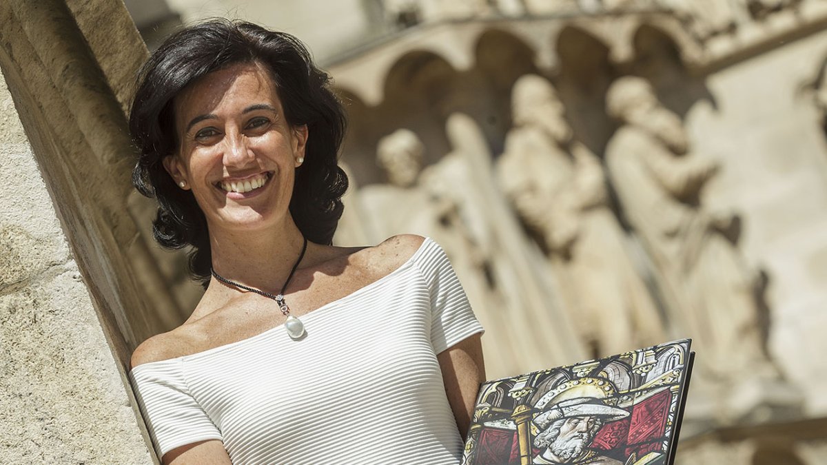 La profesora de la UBU Pilar Alonso Abad inaugura el nuevo curso de ‘Círculo Conocimiento’.