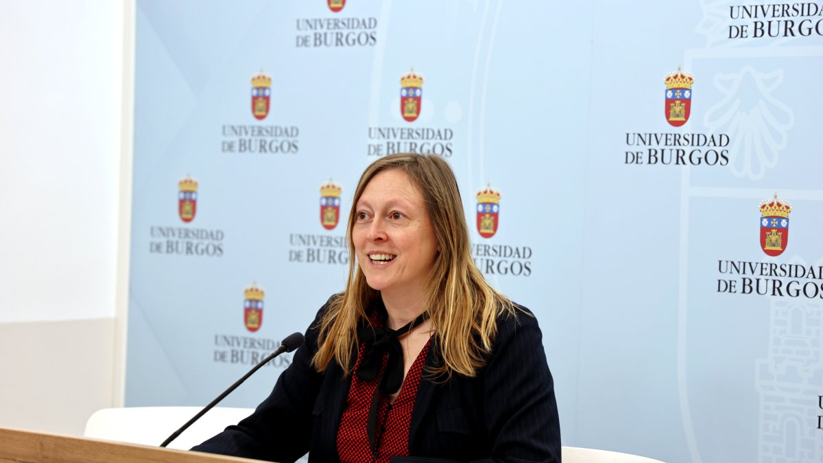 Verónica Calderón, vicerrectora de Estudiantes.