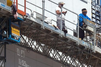 El sector de la construcción es el único que tiene más ocupados. Gana en el primer trimestre del año 1.100 trabajadores.