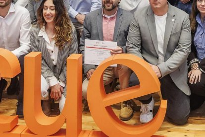 Entrega de premios del Plan TCUE 2024 presidida por la consejera de Educación, Rocío Lucas.