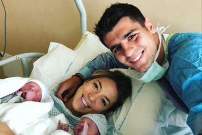 Álvaro Morata y su mujer Alice Campello, padre de gemelos-INSTAGRAM